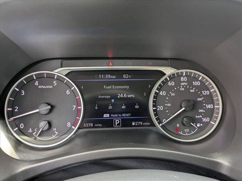 Certified 2025 Nissan Sentra SR w/ SR Premium Package FWD image 11