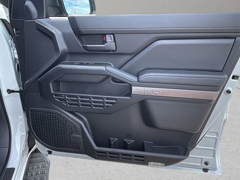 New 2026 Toyota 4Runner TRD Off-Road Premium AWD/4WD image 9