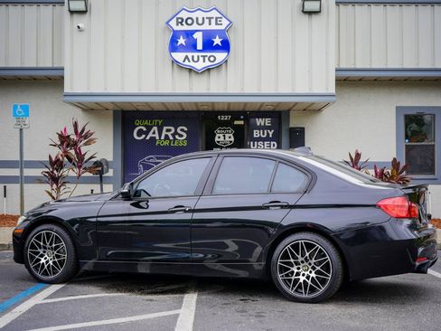 Used 2014 BMW 335i xDrive Sedan w/ Technology Package AWD/4WD image 4