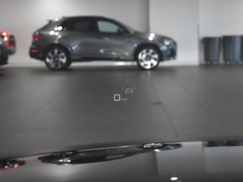 New 2025 Audi A8 L 3.0T image 15