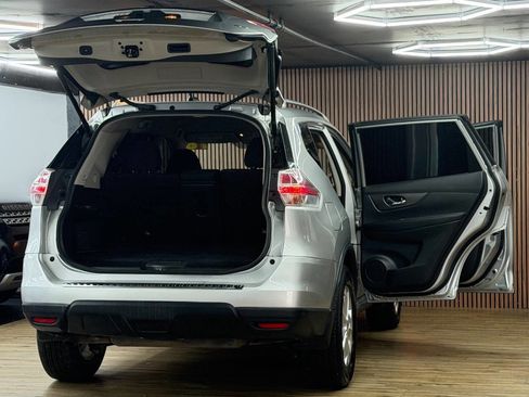 Used 2016 Nissan Rogue SV w/ SV Premium Package FWD image 7