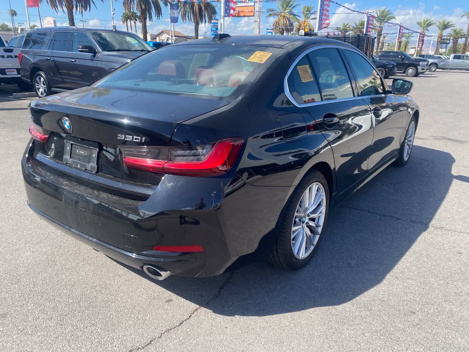 Used 2024 BMW 330i xDrive Sedan w/ Convenience Package AWD/4WD image 7