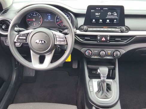 Used 2020 Kia Forte LXS FWD image 26