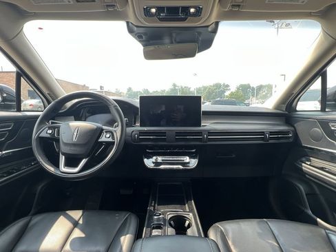 Used 2023 Lincoln Corsair AWD w/ Equipment Group 101A image 10