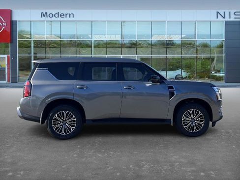 New 2026 Nissan Armada SL w/ Captain's Chari Seat Package image 4