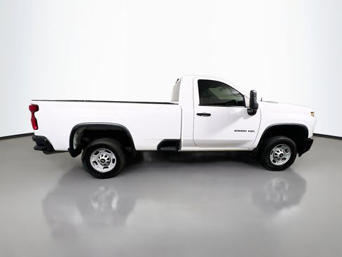 Used 2021 Chevrolet Silverado 2500 W/T RWD image 3