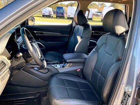 Used 2022 Kia Telluride EX w/ EX Premium Package image 7