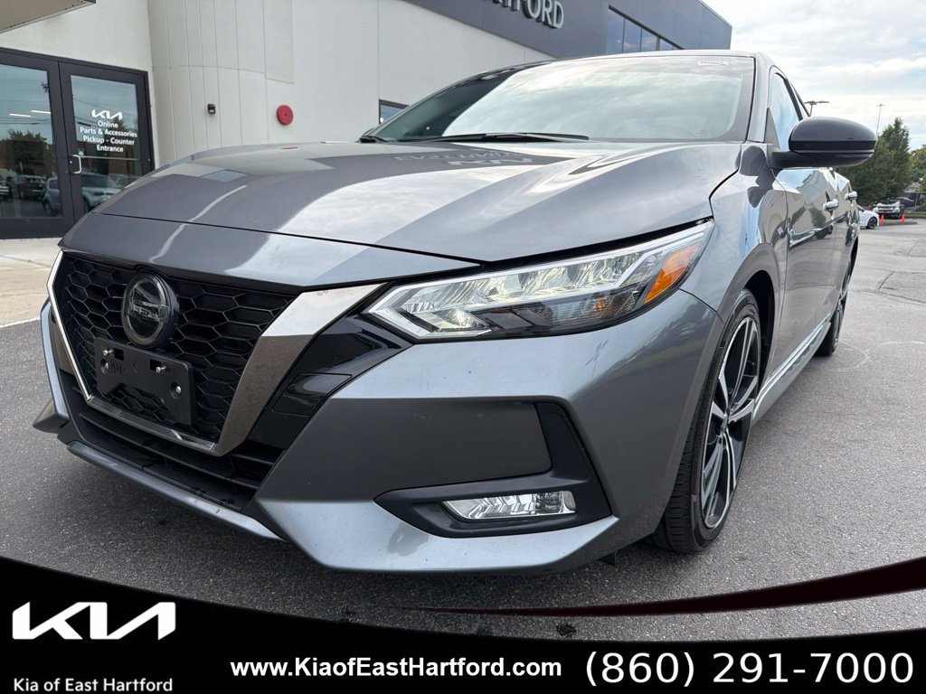 Used 2023 Nissan Sentra SR w/ Electronics Package FWD image 3