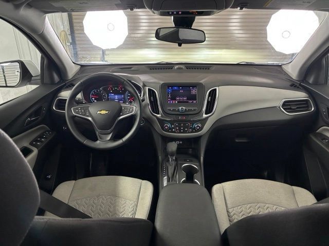 Used 2023 Chevrolet Equinox LT w/ Driver Convenience Package AWD/4WD image 14