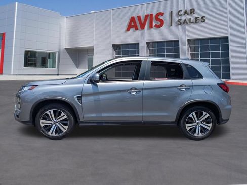 Used 2025 Mitsubishi Outlander Sport SE AWD/4WD image 10