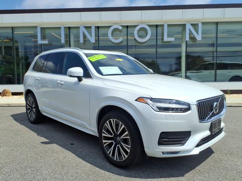 Used 2021 Volvo XC90 T6 Momentum w/ Climate Package AWD/4WD image 1