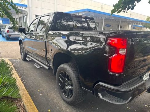 Used 2025 Chevrolet Silverado 1500 LT Trail Boss w/ LT Trail Boss Premium Package AWD/4WD image 17