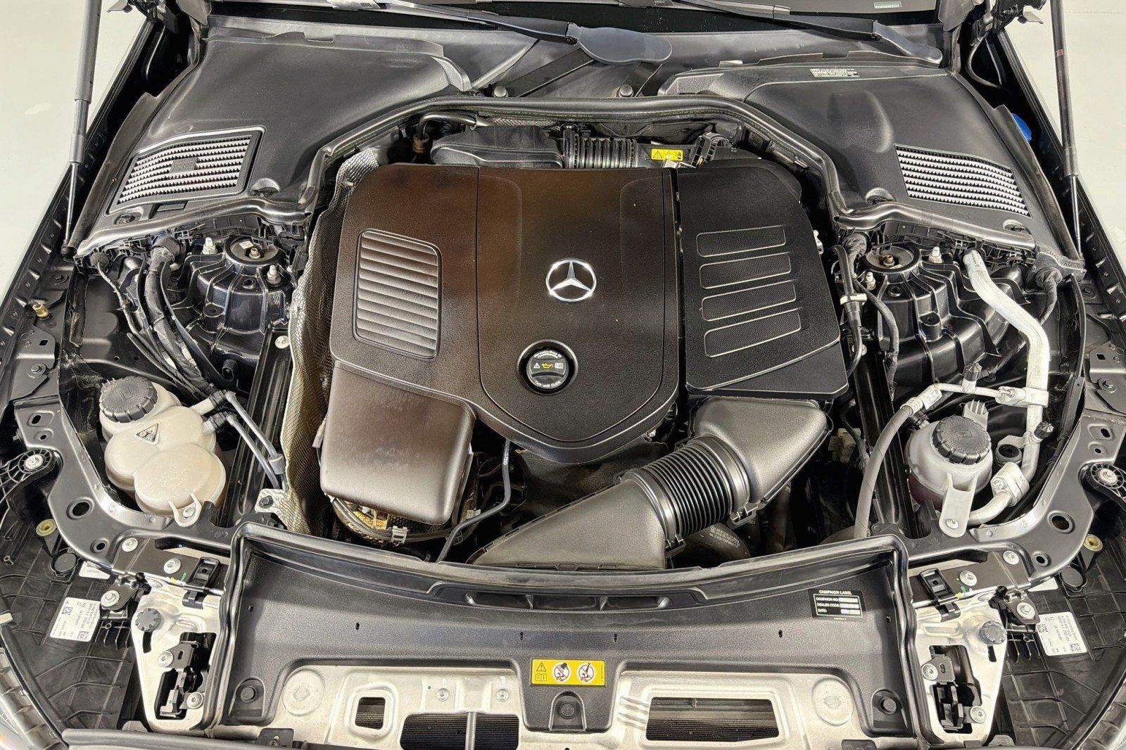 Used 2022 Mercedes-Benz C 300 Sedan image 11