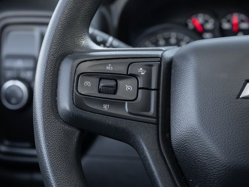 Used 2022 Chevrolet Silverado 1500 Custom image 24