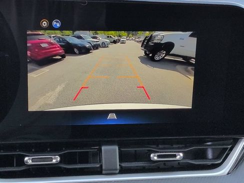 Used 2026 Chevrolet Equinox LT FWD image 24
