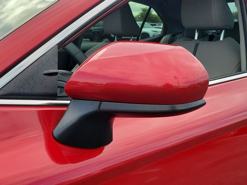 Used 2021 Toyota Camry SE image 15