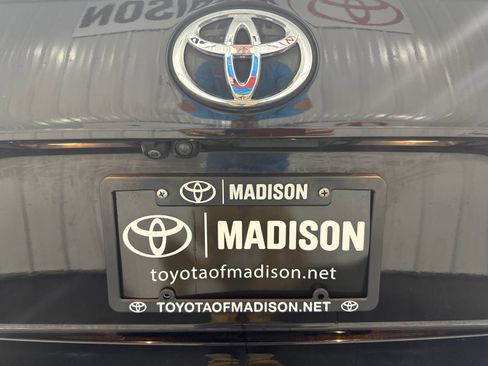 Used 2020 Toyota Highlander Platinum AWD/4WD image 46