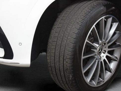 Used 2024 Mercedes-Benz GLE 450 4MATIC image 45