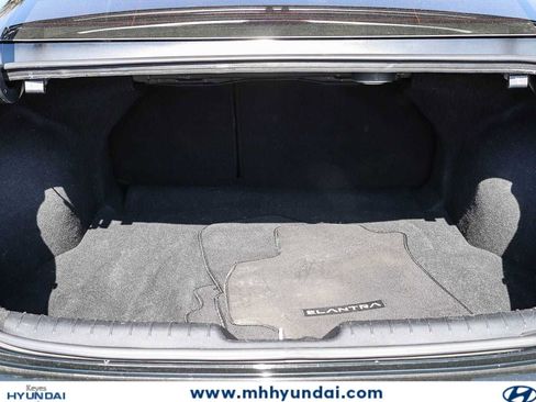 Certified 2023 Hyundai Elantra Limited FWD image 26