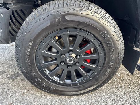 Used 2024 INEOS Grenadier Fieldmaster Edition image 10