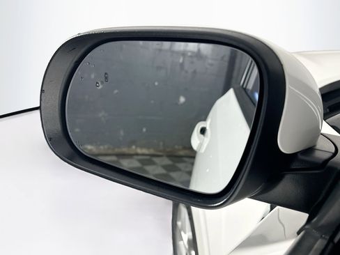 Used 2025 Kia Soul LX w/ LX Technology Package image 16