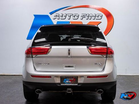 Used 2012 Lincoln MKX FWD image 4