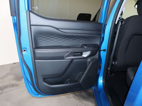 New 2025 Ford Ranger XLT w/ FX4 Off-Road Package image 38