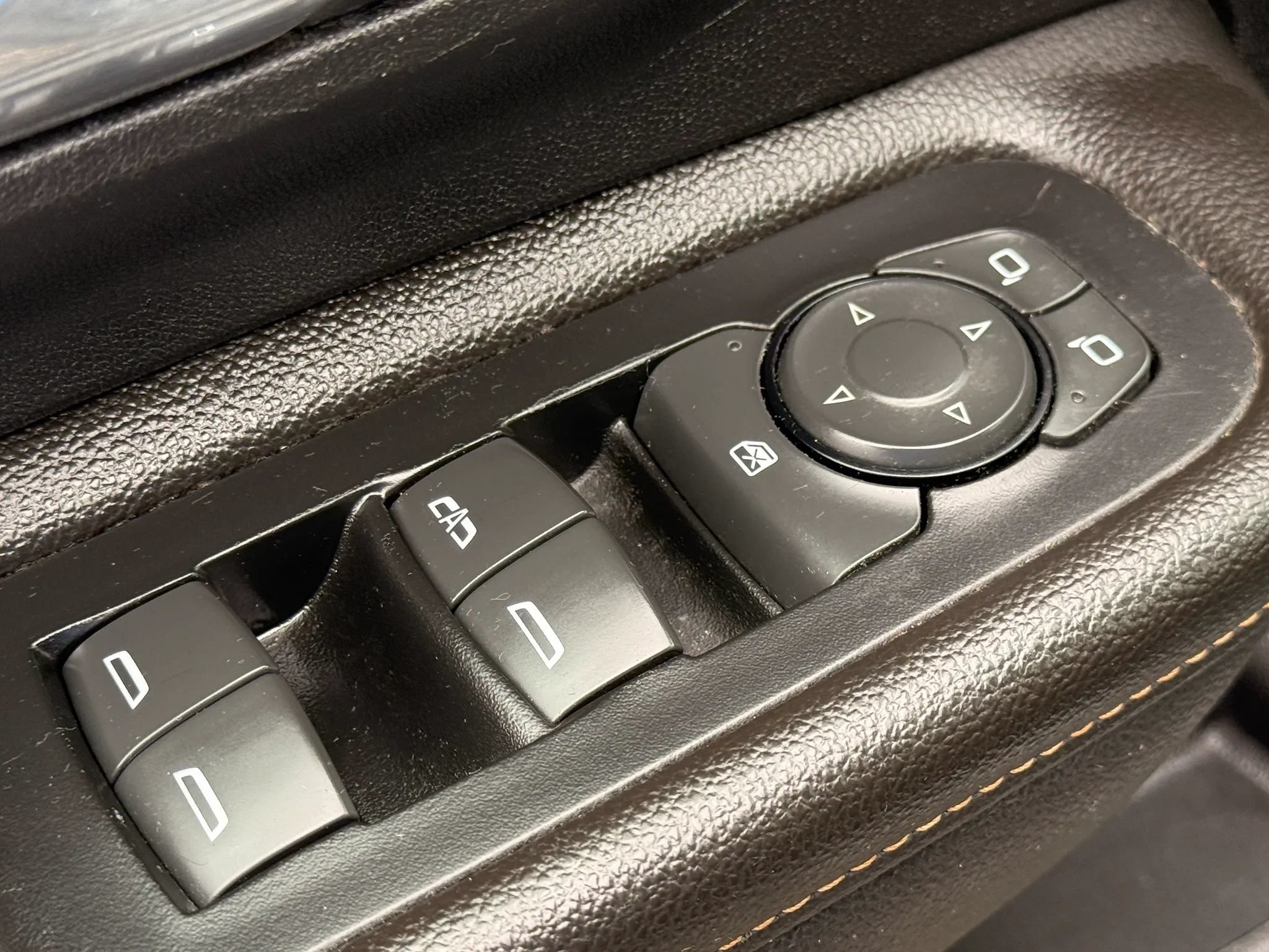 Used 2020 GMC Terrain SLT w/ Preferred Package FWD image 23