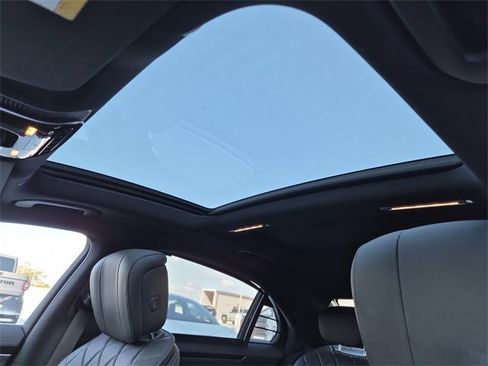 Used 2021 Mercedes-Benz S 580 S 580 4D Sedan image 18