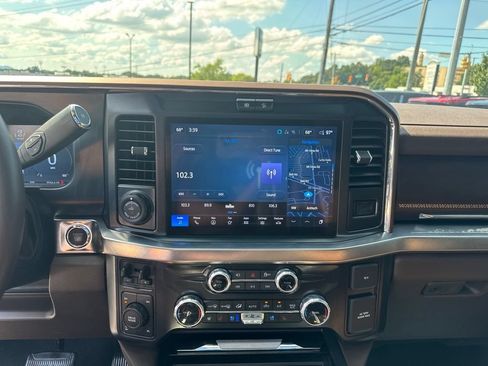 Used 2025 Ford F250 King Ranch AWD/4WD image 14