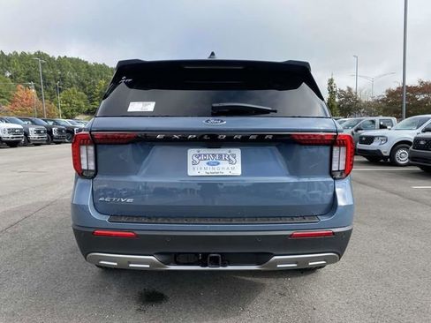 New 2026 Ford Explorer Active image 4