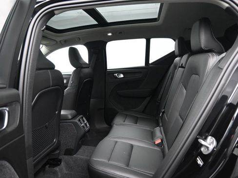 New 2026 Volvo XC40 B5 Plus w/ Protection Package Premier AWD/4WD image 24