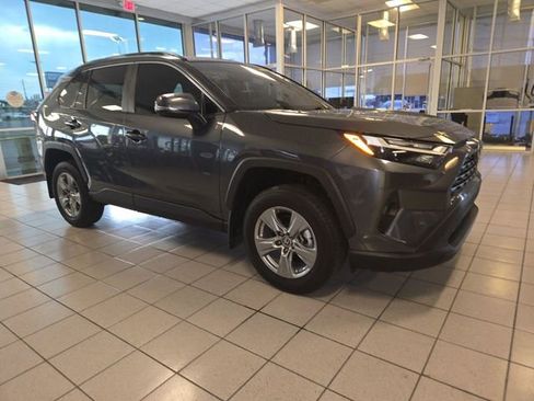 Used 2024 Toyota RAV4 XLE w/ Convenience Package FWD image 2