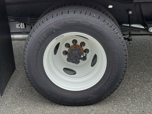 New 2025 Ford E-350 and Econoline 350 Super Duty w/ Driver's Safety Package image 7