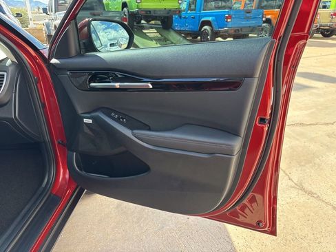 Used 2025 Kia Seltos SX image 25