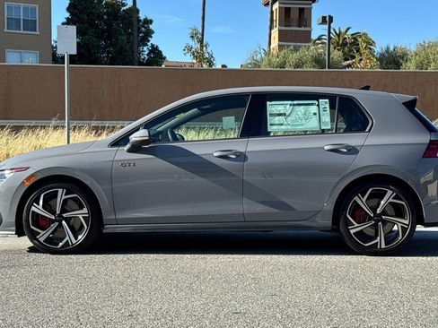 New 2026 Volkswagen GTI SE FWD image 7