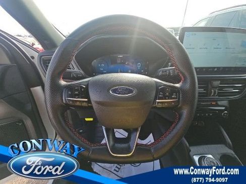 Used 2025 Ford Escape ST-Line Elite w/ Premium Technology Package image 11