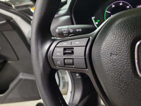 Used 2024 Honda Accord Sport image 29