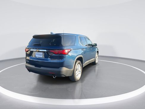 Used 2022 Chevrolet Traverse LS w/ LPO, Cargo Package image 9