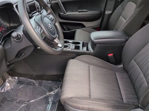 Used 2019 Kia Sportage LX image 17