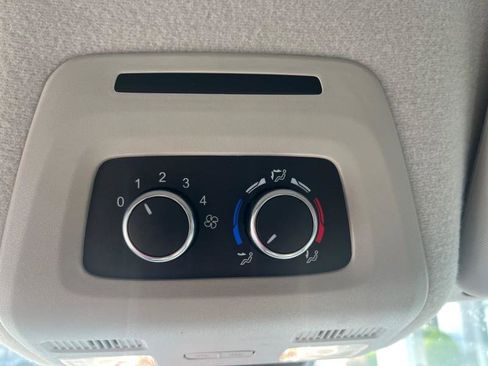 Used 2023 Ford Transit 350 XLT image 17