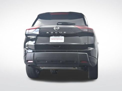 Used 2025 Nissan Rogue SV FWD image 34