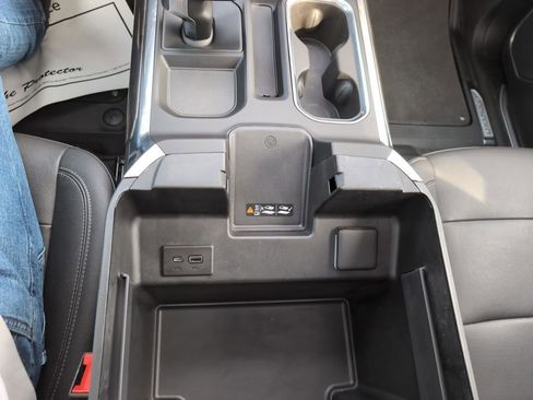 Used 2022 Chevrolet Silverado 1500 LTZ w/ LTZ Premium Package image 29