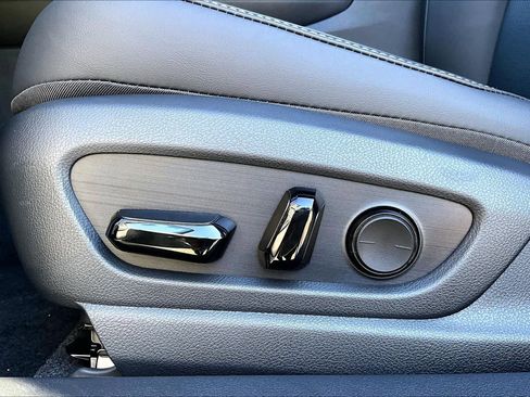 New 2026 Lexus UX 300h FWD image 15