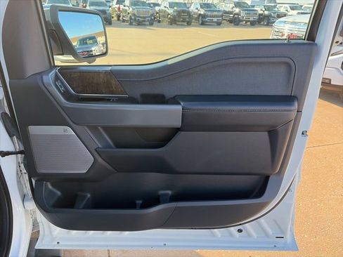 Used 2022 Ford F150 Lariat w/ Max Trailer Tow Package image 54