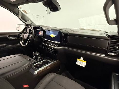 Used 2023 Chevrolet Silverado 1500 RST image 27