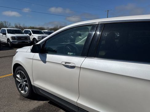 Used 2016 Ford Edge Titanium w/ Equipment Group 301A image 23