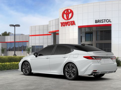 New 2026 Toyota Camry Hybrid AWD/4WD image 22