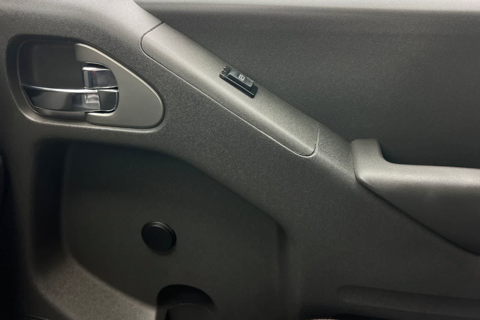 Used 2017 Nissan Frontier S RWD image 32
