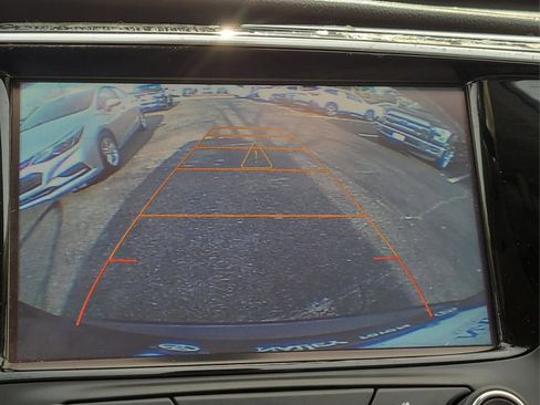 Used 2017 Buick Envision Essence image 18